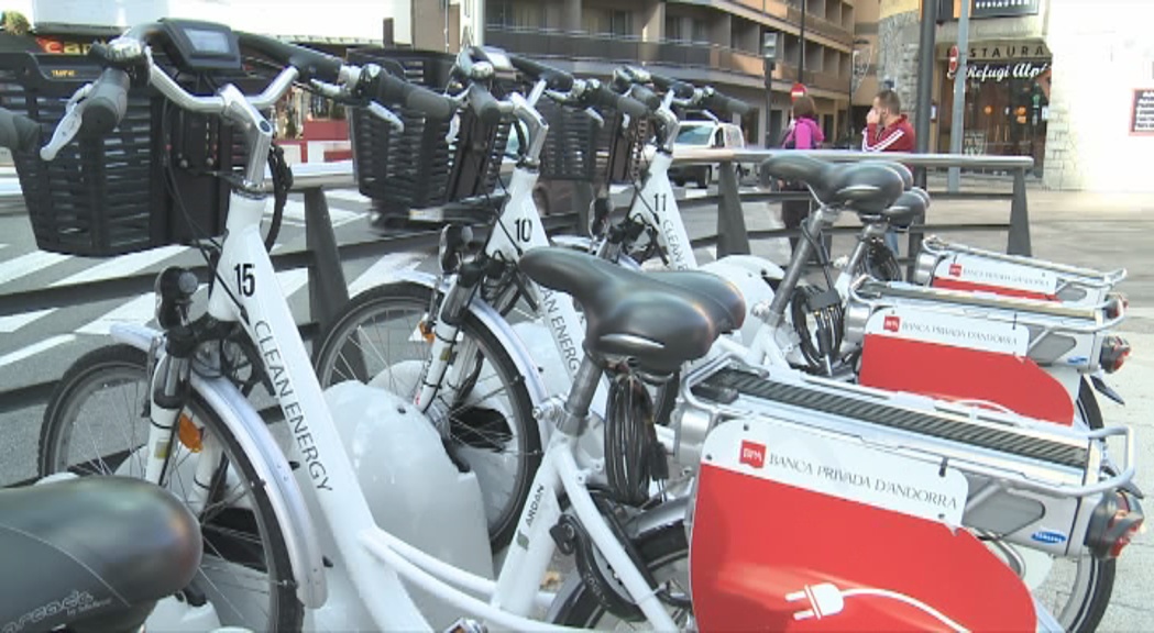 El Govern avalua la necessitat d'un servei de bicicletes públiques