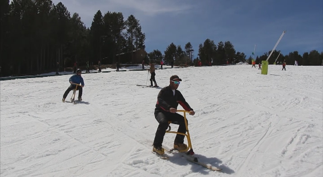 L''ski bike' intenta fer-se un lloc a pistes
