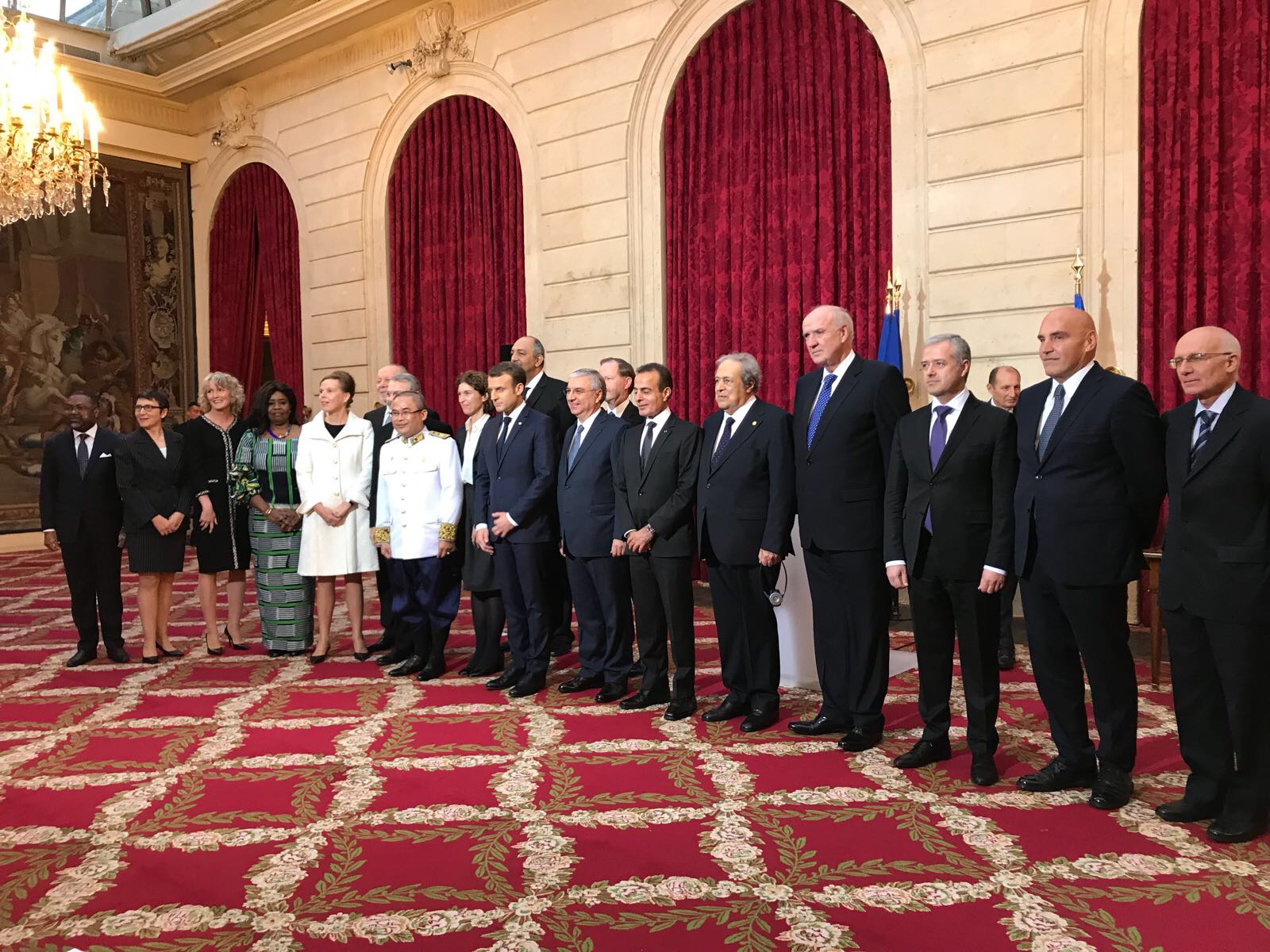 Macron oficia el primer lliurament de credencials d'ambaixadors com a Copríncep