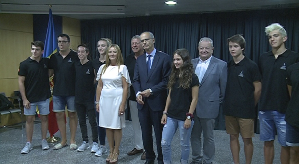 Martí i Gelabert reben la delegació que participarà Festival Olímpic de la Joventut Europea