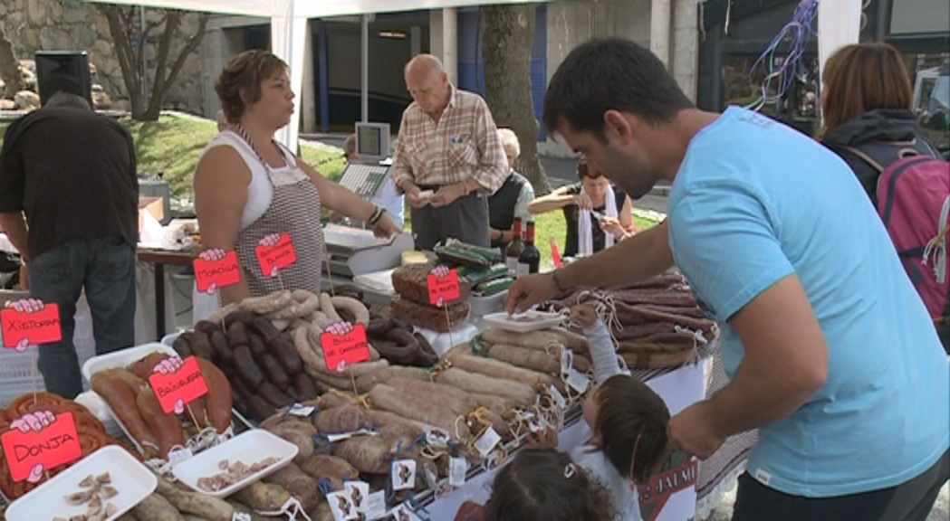 Comerciants i restauradors d'Encamp es bolquen amb l'Aplec de la Sardana