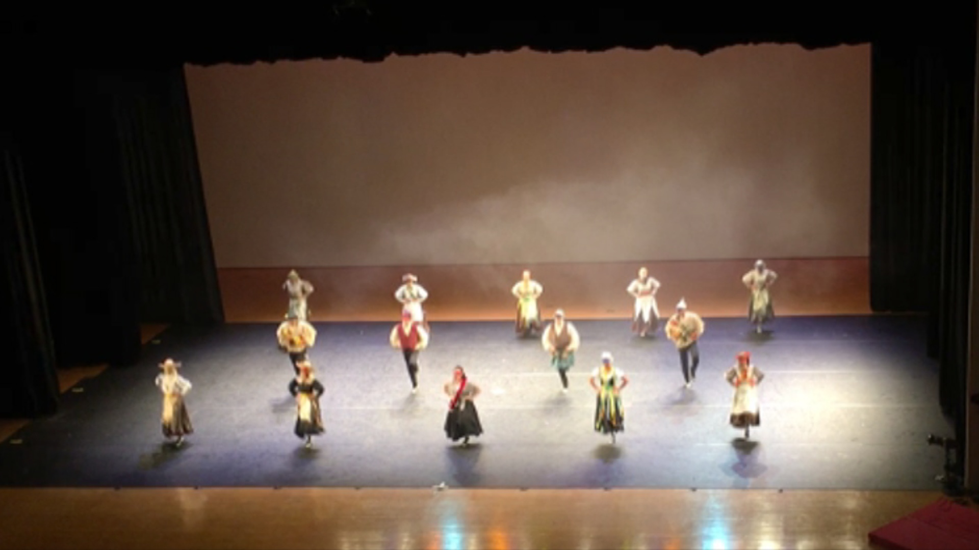 L'Esbart d'Andorra la Vella participa al Bucheon International Dance Festival de Corea