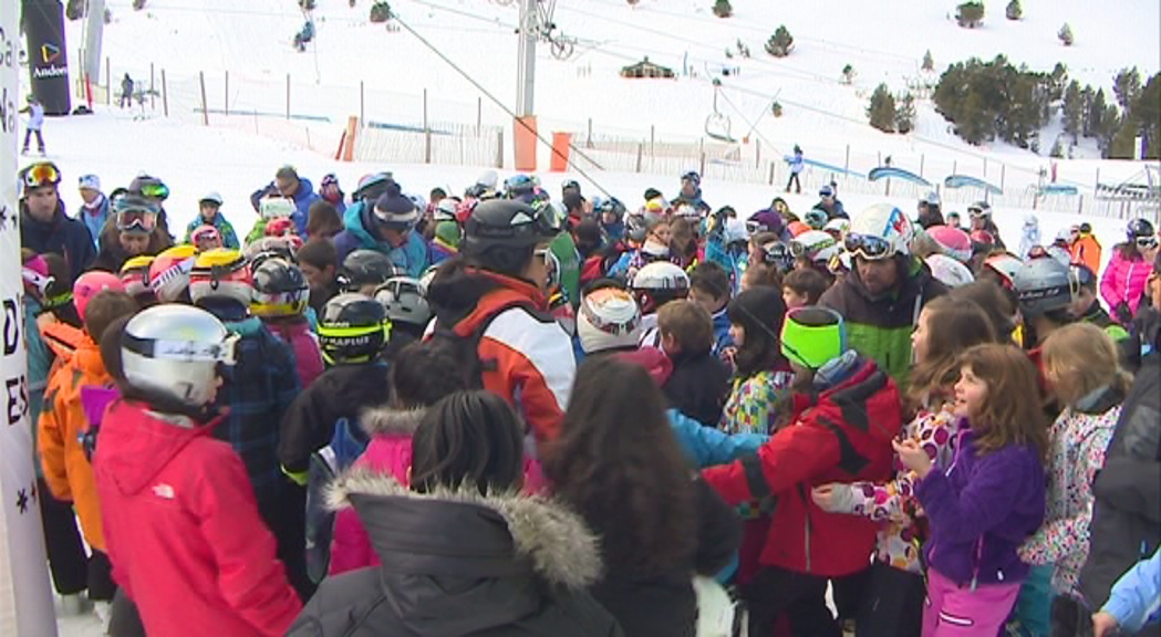 7.000 alumnes participen a l'esquí escolar