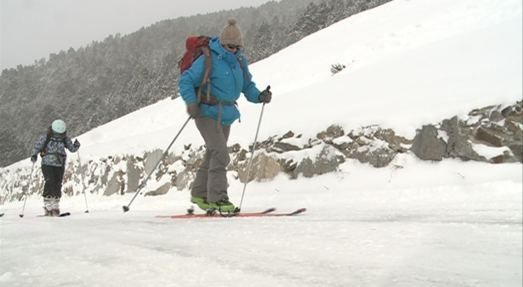 Com iniciar-se en l'esquí de muntanya, una activitat de neu cada vegada més sol·licitada