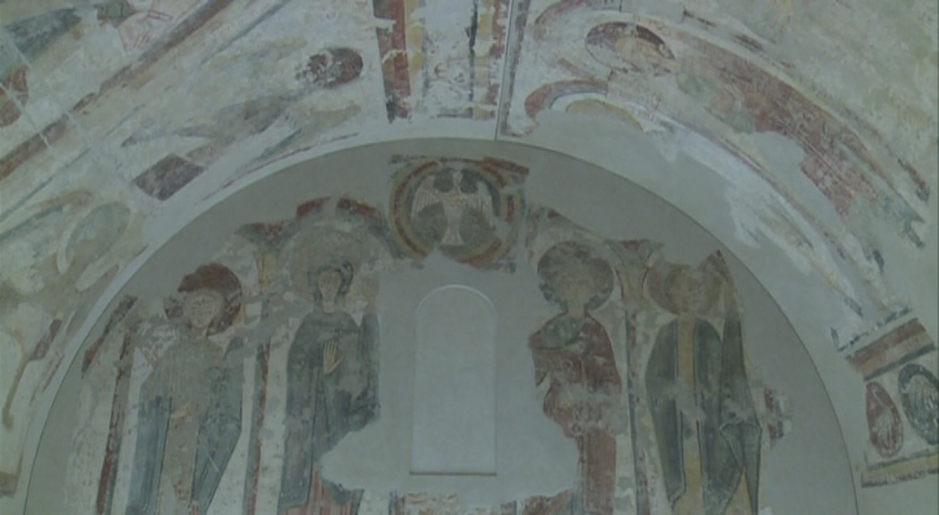 La projecció dels frescos a l'església de Santa Coloma podria ser una realitat el 2018