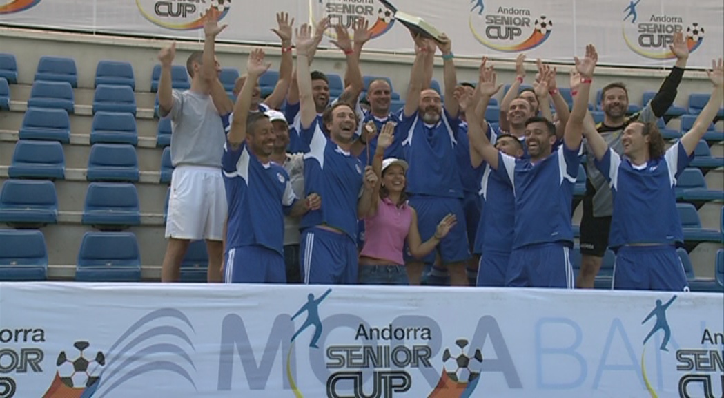El combinat de Veterans Andorra, campions de la Senior Cup de futbol 7