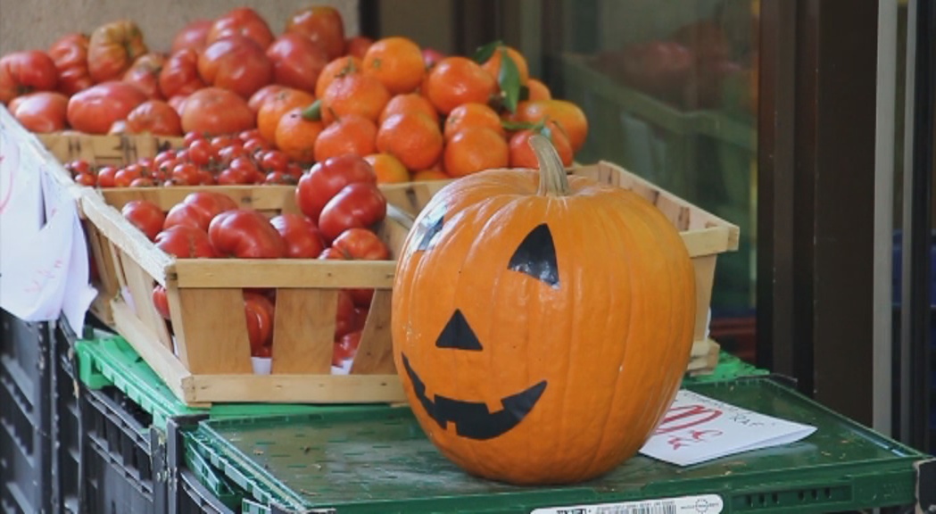 Reportatge: Halloween es menja la castanyada?