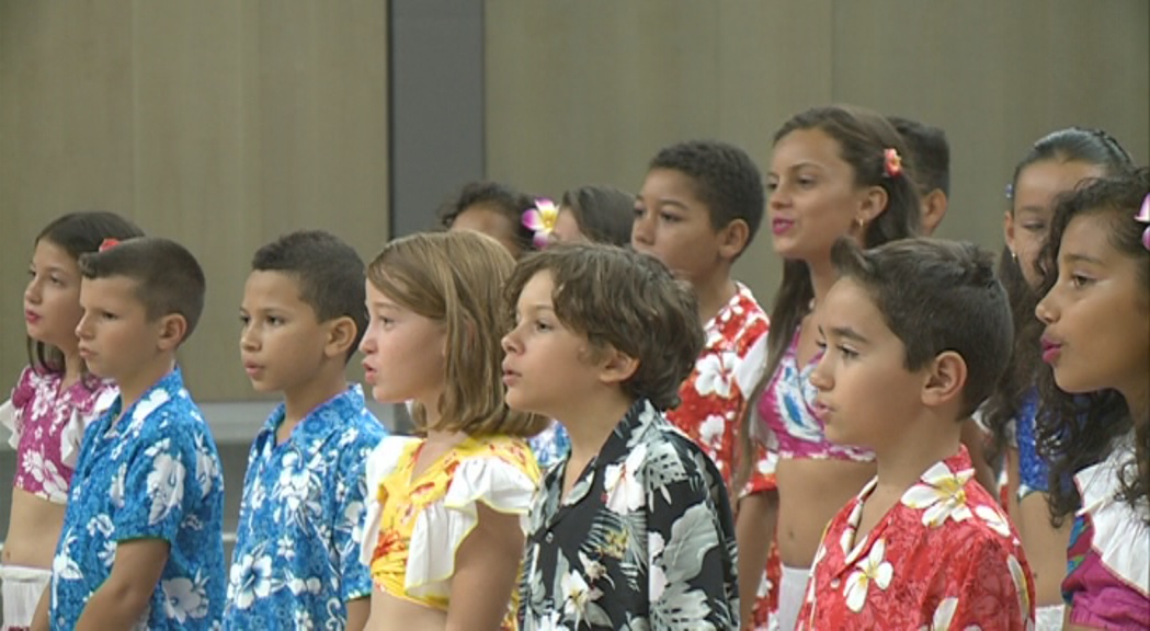 Els infants d'Escaldes i l'illa de la Reunió interpreten un espectacle multicultural