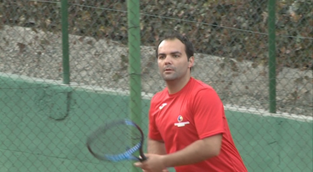 La federació de tennis no renova Recouderc com a director tècnic i espera tancar un acord amb Òscar Pons