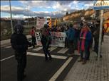 Els manifestants a l'Alt Urgell tallen durant dos hores la N-260 per la situació a Catalunya