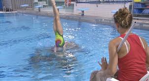 L'equip ucraïnès de natació sincronitzada, amb Anna Tarrés, entrena als Serradells