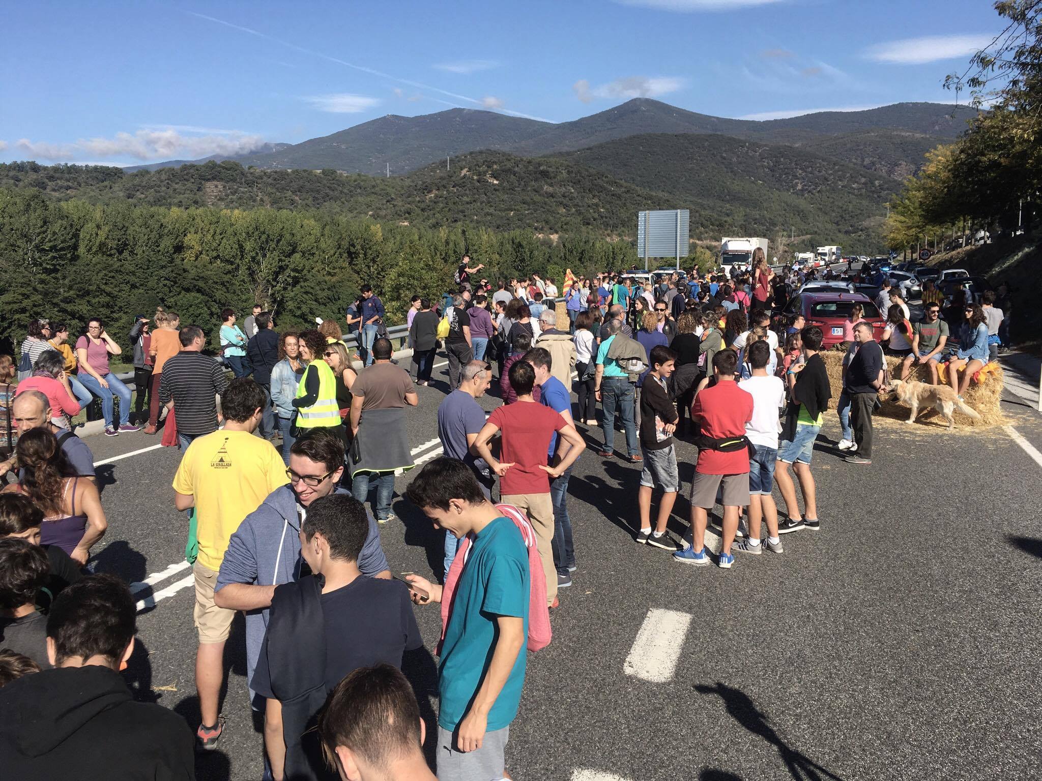 Tallen l'N-260 i l'N-145 durant més de 10 hores per la vaga general a Catalunya