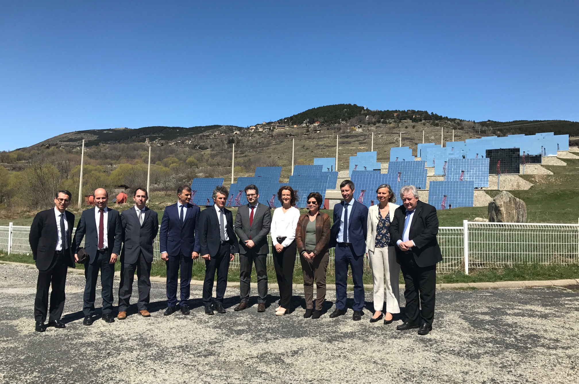 Andorra i França estrenyen lligams per a la cooperació en energies renovables