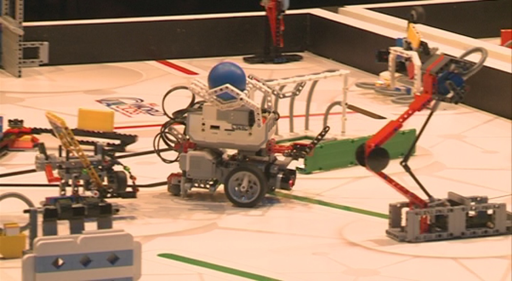 Es disputa la final andorrana de la First Lego League de robòtica