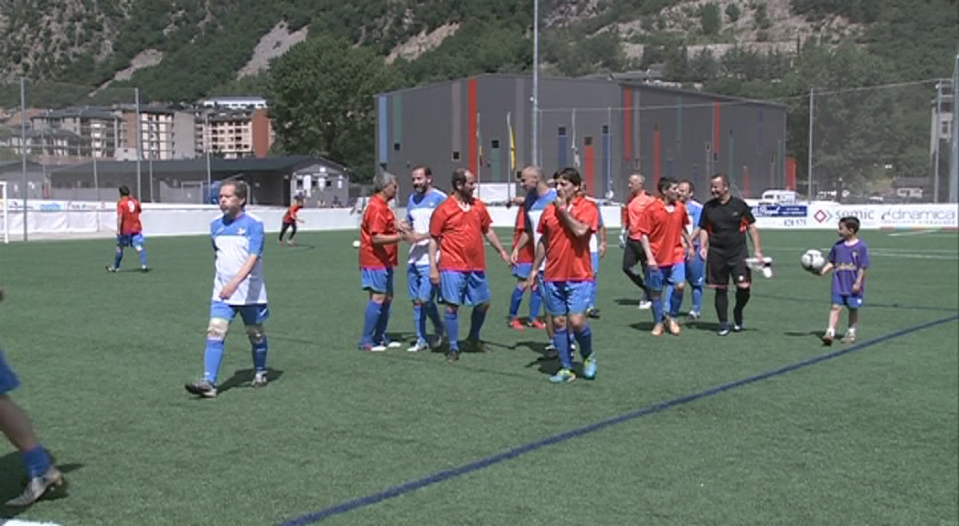 L'Olympique de Marsella s'adjudica l'Andorra Senior Cup, que estudia créixer l'any vinent