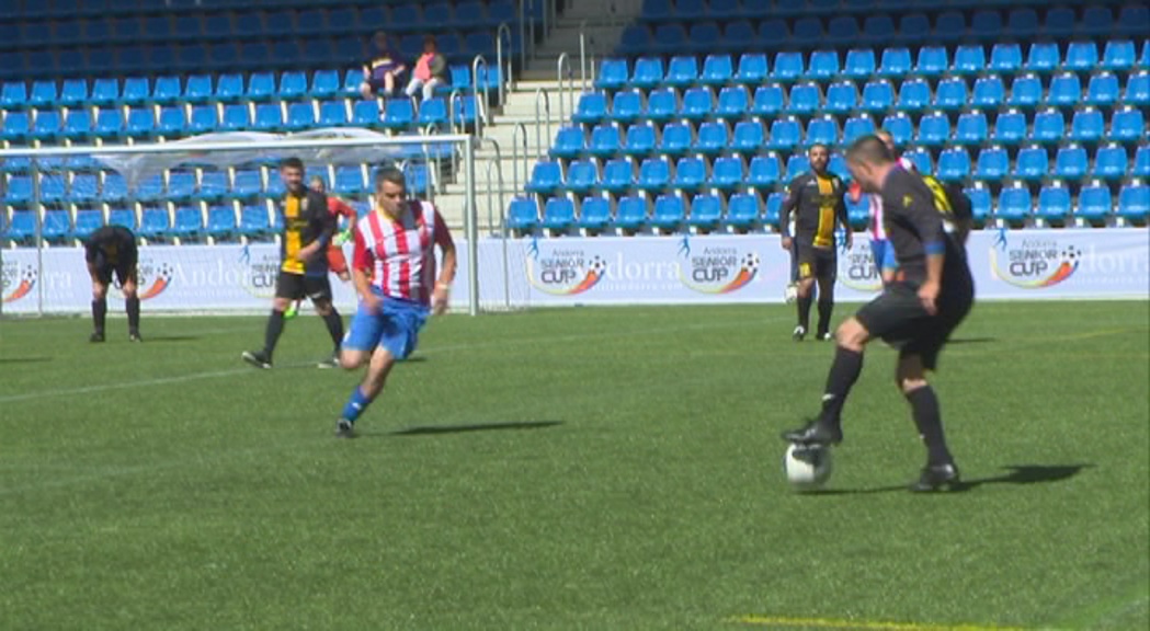 L'Andorra Senior Cup omple els camps de futbolistes veterans