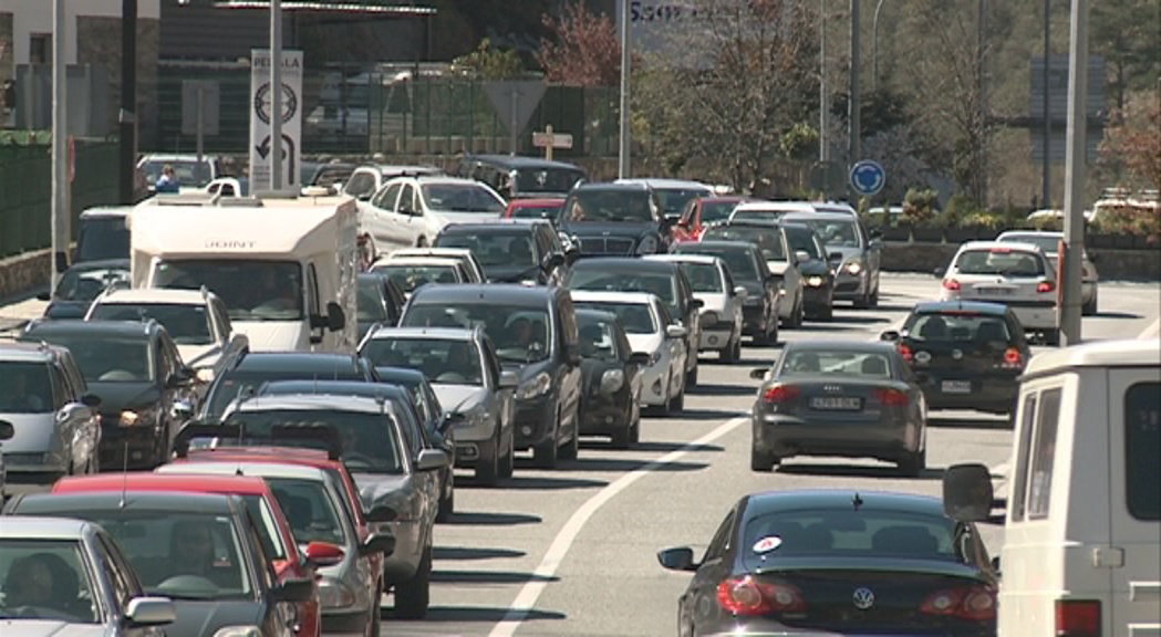 El Centre Nacional del Trànsit espera la sortida de 42 mil vehicles