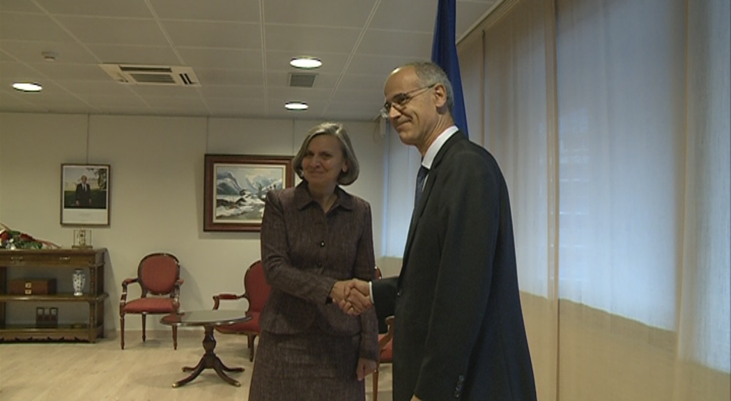 Primera trobada de Martí amb la nova ambaixadora de França