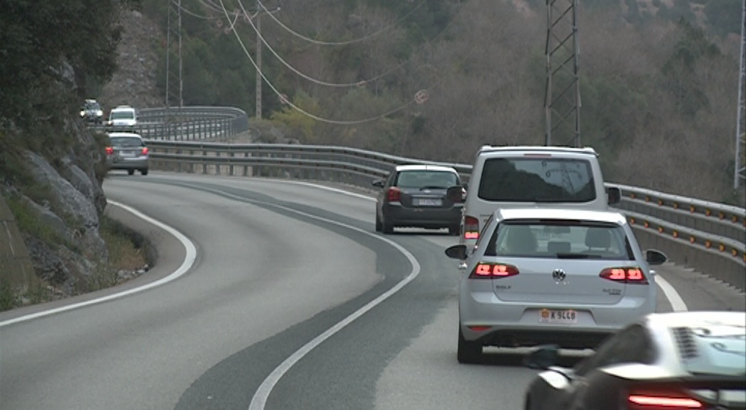 Veïns de l'Alt Urgell demanen un túnel a la C14 per evitar accidents per despreniments