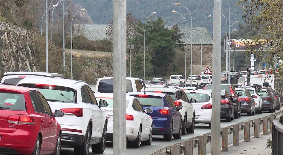 Més de 107.000 cotxes han entrat a Andorra pels festius de la Con