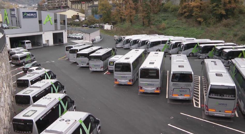 La companyia d'autobusos Andbus ha tingut unes pèrdues d'un 60% r