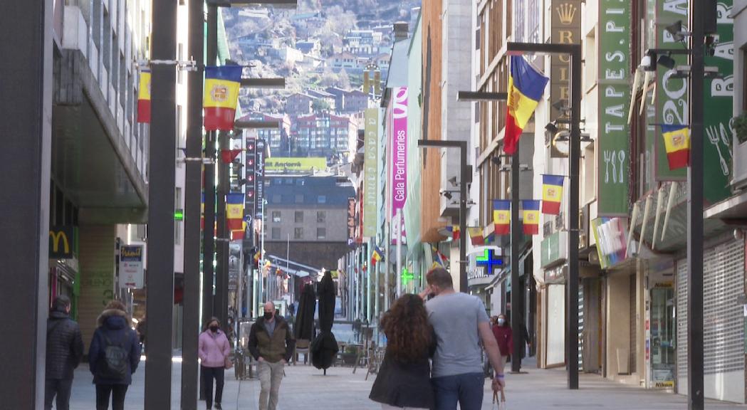Andorra celebra el dia de la Constitució amb comerços oberts 