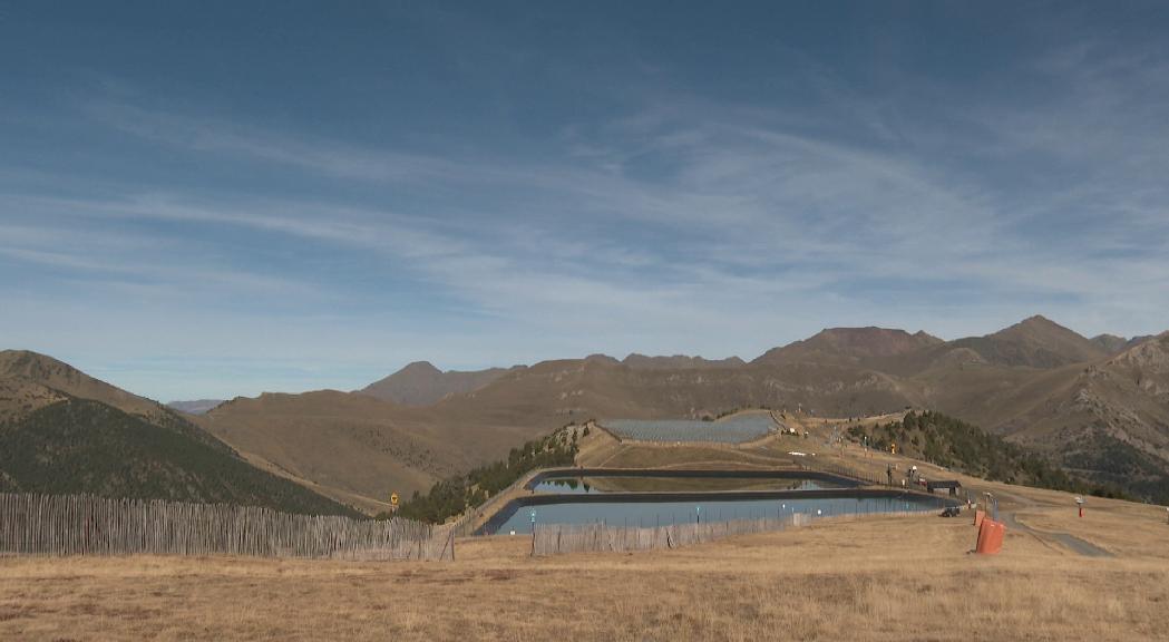 Andorra continua els treballs del parc solar del planell de la Tossa, refermant que es troba en territori andorrà