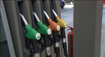 Les benzineres insisteixen a eliminar la taxa verda davant l'augment del preu dels carburants i confien que la situació torni aviat a la normalitat