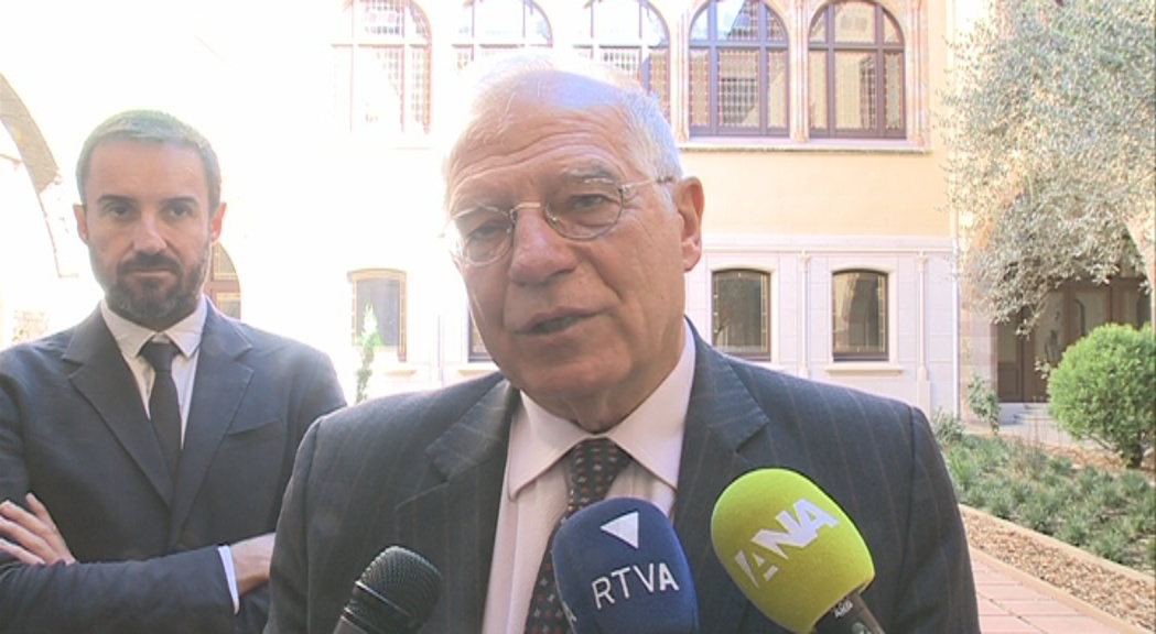 Borrell canvia el discurs sobre l’atur i assegura que la negociació no ha començat