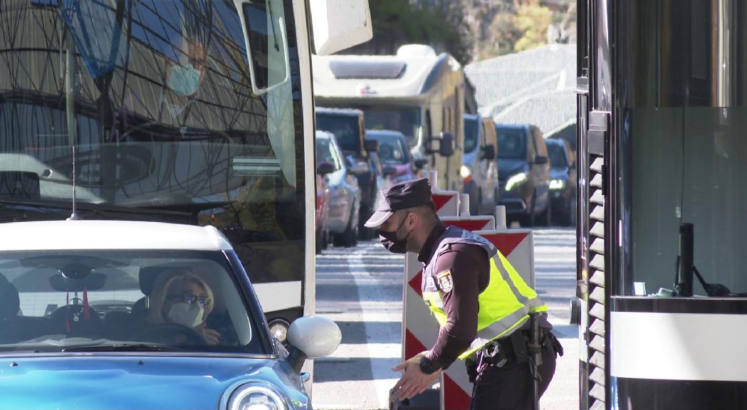 Catalunya preveu mantenir la mobilitat restringida fins passat Nadal