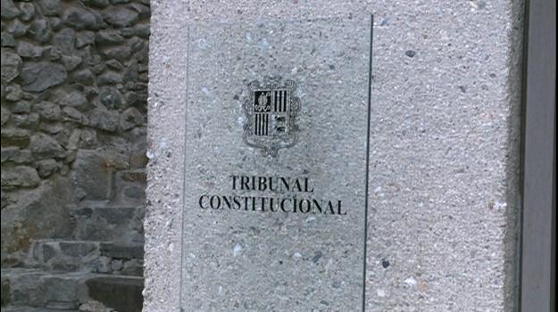 El Constitucional tomba dos articles de la Llei de la funció pública