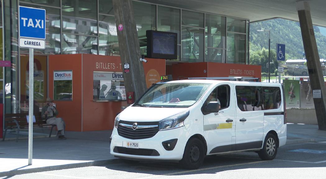 Creixen els taxistes que es neguen a fer trasllats a Barcelona dels malalts de càncer per manca de formació sanitària