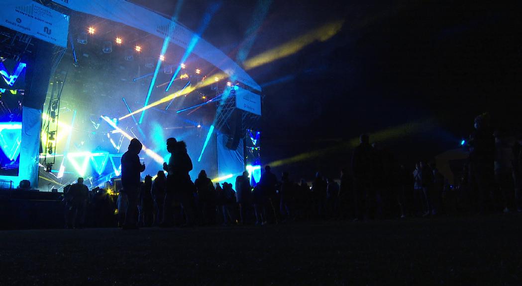 DJ Tiesto atrau gent d'arreu en el segon concert de l'Andorra Mountain