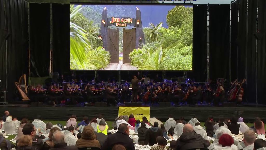Èxit d'assistència a la projecció de 'Jurassic Park' amb la banda sonora en directe