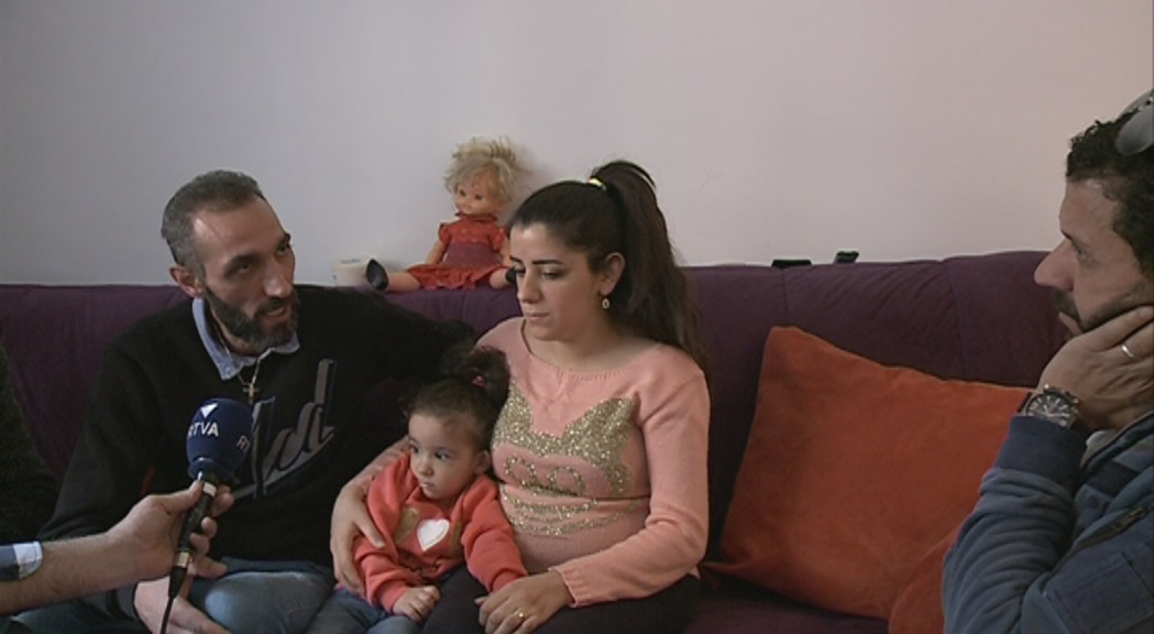Reportatge: La família siriana establerta a Sant Julià aconsegueix viure sense por després del terror de la guerra