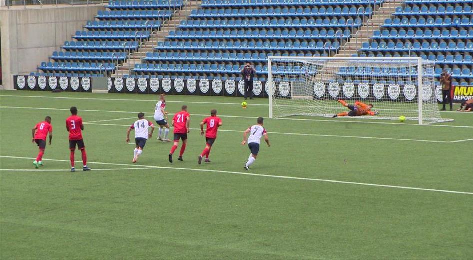 El Futbol Club Santa Coloma s'ha classificat per a la segona 