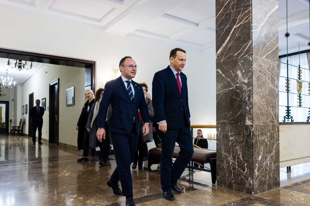 El cap de Govern i el ministre d’Afers Exteriors de Polònia tracten l’aproximació d’Andorra a la UE