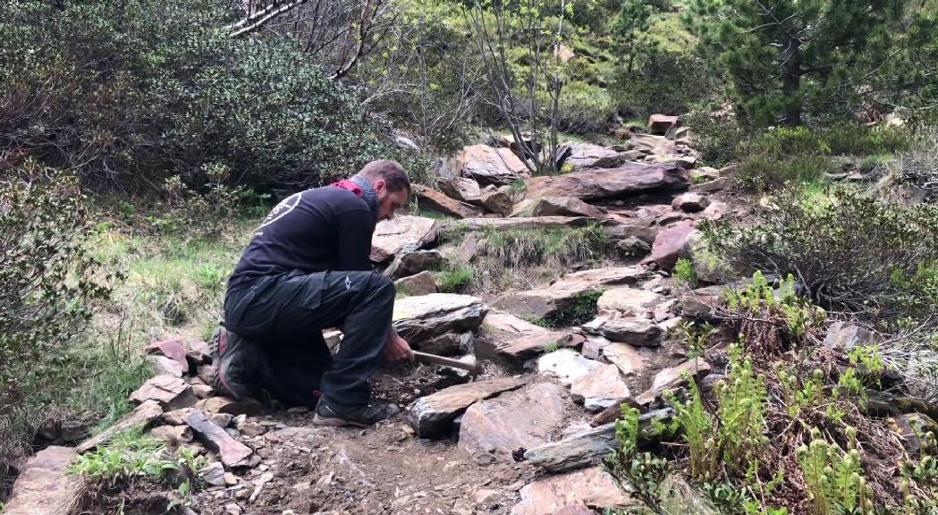 La Massana restaura trams del parc natural del Comapedrosa amb pedra seca 
