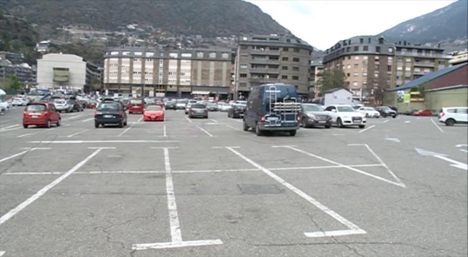 L'aparcament del Parc Central disposarà de menys places en