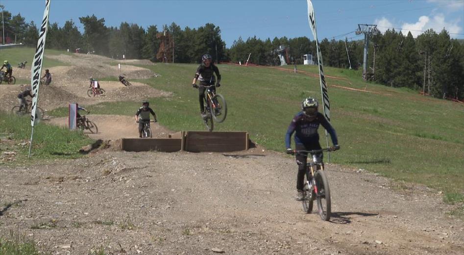 Més de 1.700 riders han estrenat el bike park de Vallnord 