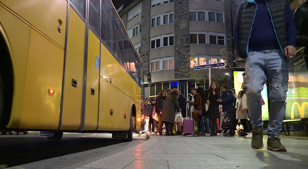 Mobilitat calcula que unes 16.000 persones utilitzen el transport públic al dia