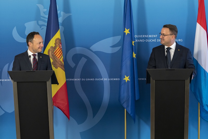 Les negociacions de l'acord d'associació amb la Unió Europea centren la trobada del cap de Govern amb el primer ministre luxemburguès 
