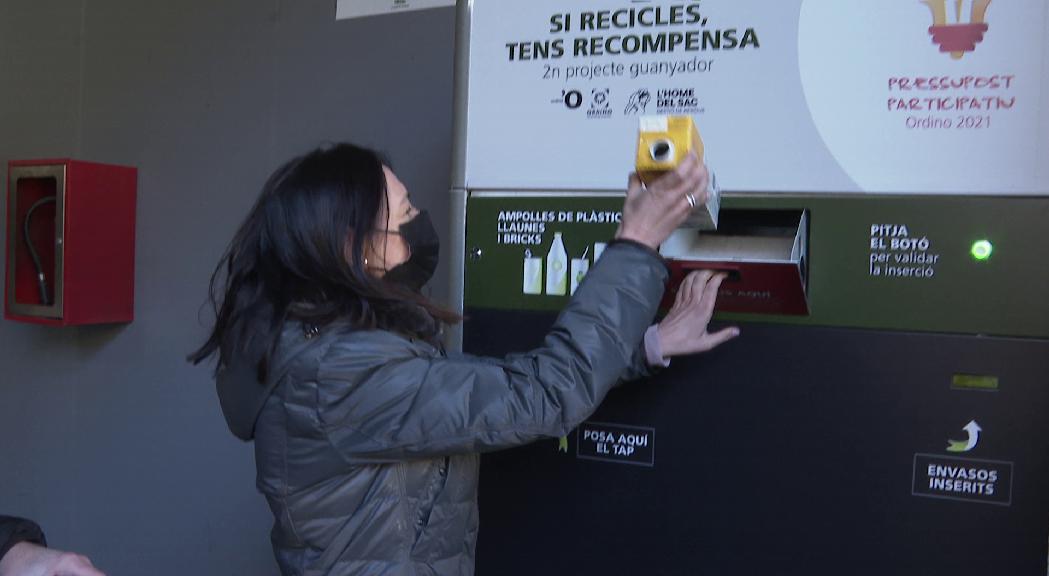 Ordino ja ha reciclat 27.000 envasos amb la màquina de reciclatge invers