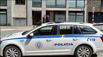 La policia deté el secretari general i el president de la Federació de Futbol i escorcolla la seu de l’entitat