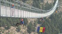  El pont tibetà rep més de 16.000 visitants en el primer mes d'obertura