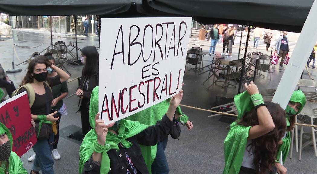 El PS acusa el Govern de tenir por de tractar el tema de l'avortament