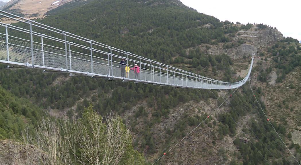 Reobre el pont tibetà amb l'objectiu, com a mínim, d'assolir xifres de visitants similars al 2022