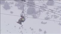Les pistes d'esquí, preparades per obrir pendents de França
