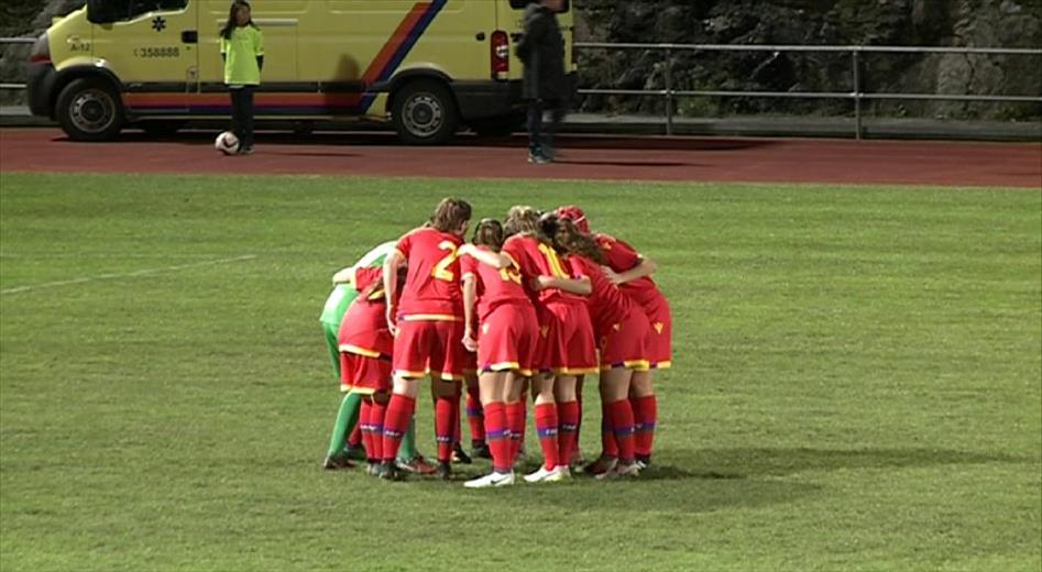 La selecció femenina de futbol jugarà un amist&oacu