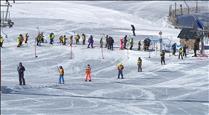 Tret de sortida a l'esquí escolar amb tots els protocols sanitaris a punt